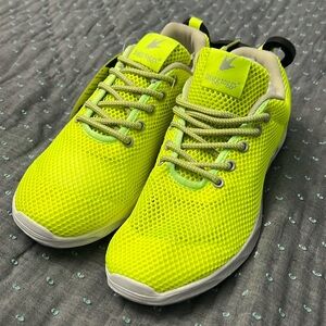 Frogg Toggs Skipper sz 9 women’s Neon Yellow Water Shoes Lightweight Drainage